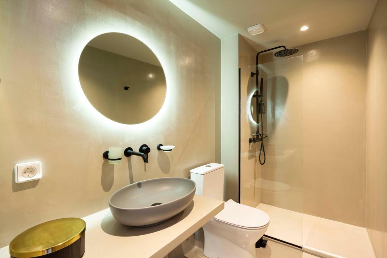 Yalarent Stunning Apartments At The Heart Of 아테네 외부 사진
