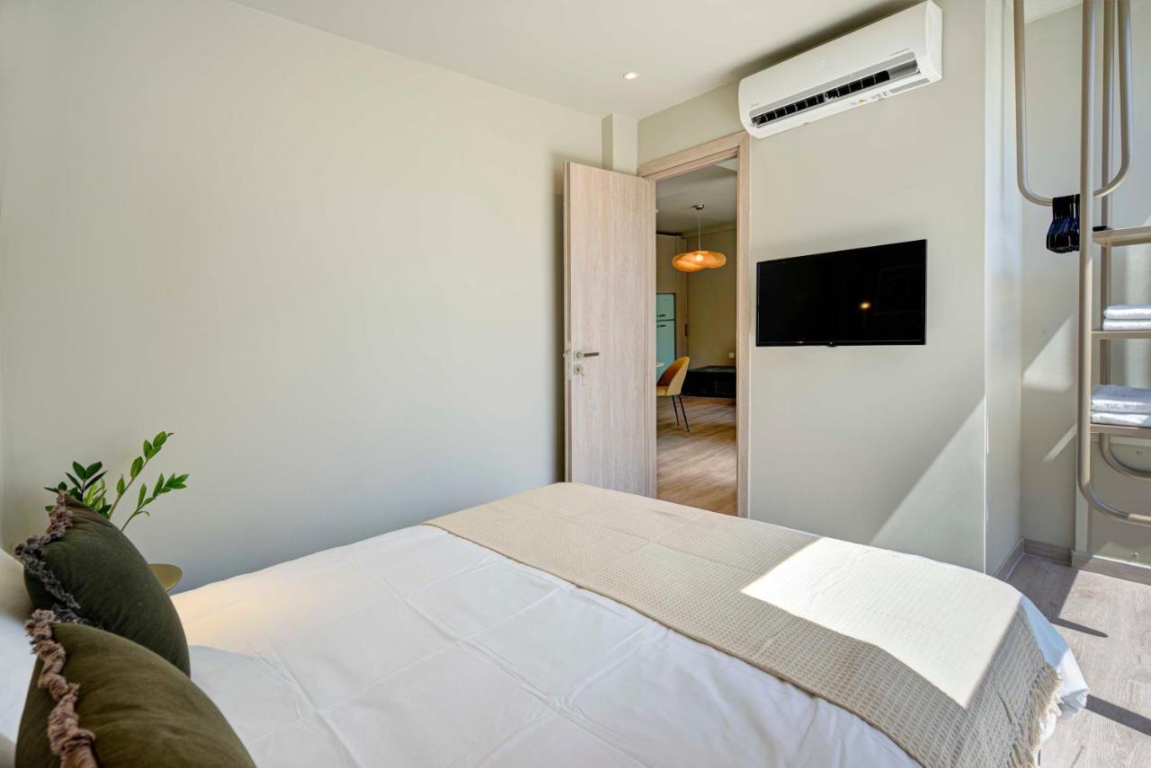 Yalarent Stunning Apartments At The Heart Of 아테네 외부 사진