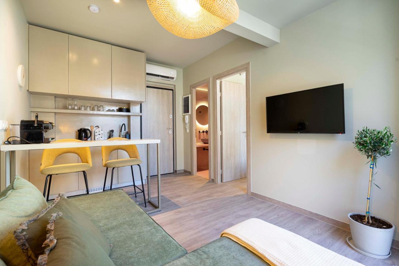 Yalarent Stunning Apartments At The Heart Of 아테네 외부 사진